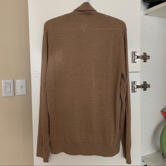 Merino Wool Turtleneck - Picture 4 of 5